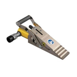 نحوه استفاده صحیح و ایمن از فلنج باز کن دستی